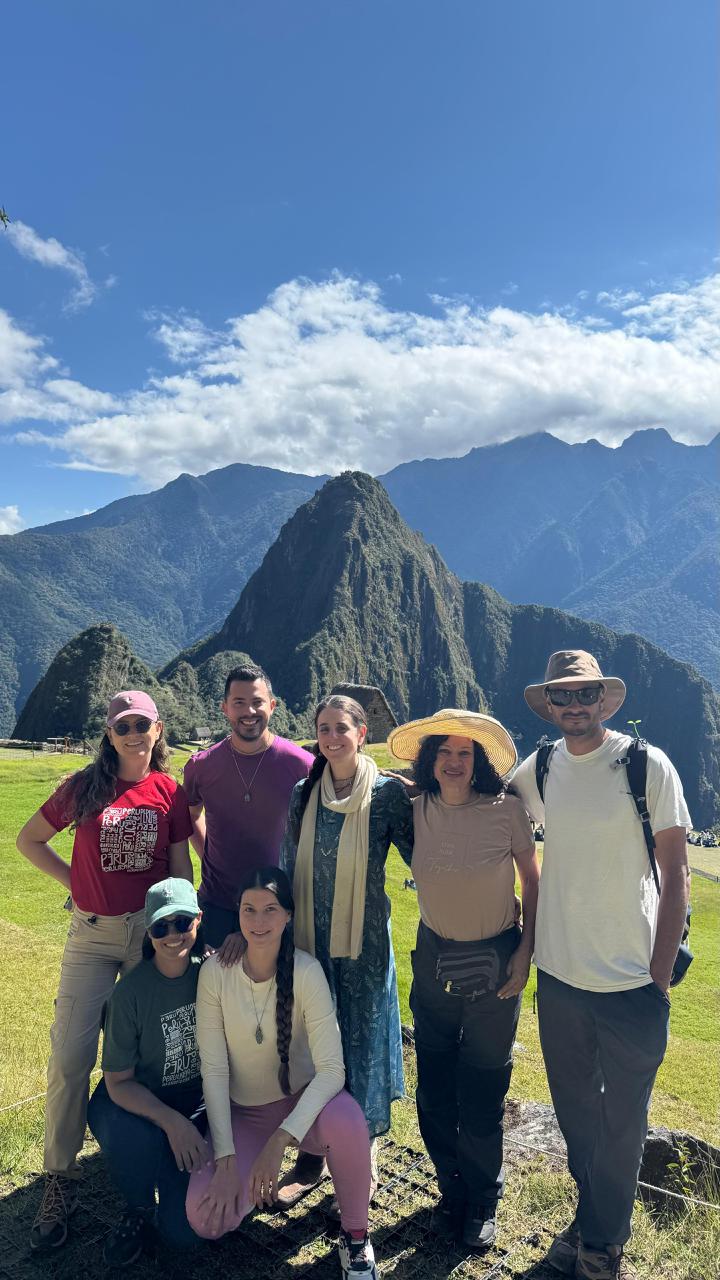 Alquimia Andina Yoga Tour en el Valle Sagrado